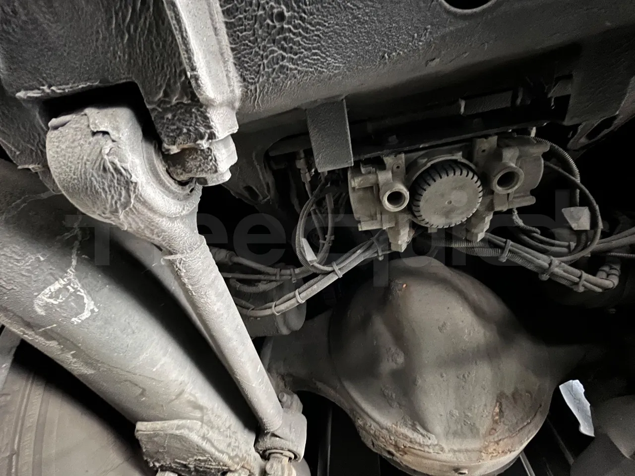 Man Lion's Coach J0AAB -EUR6 -309kW -12.101m - axle 2 shock absorbers 1 left