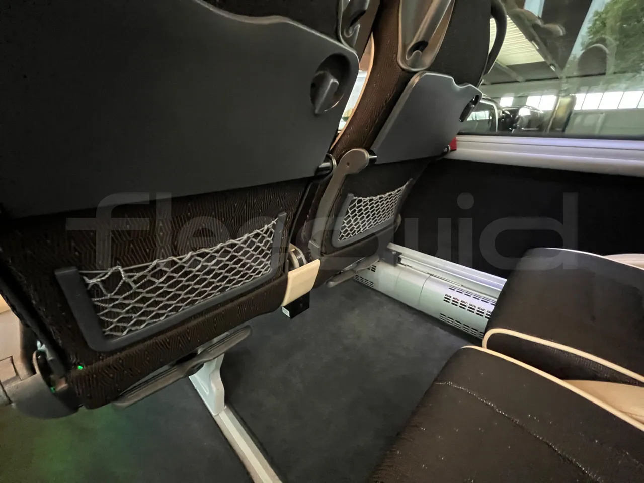 Man Lion's Coach J0AAB -EUR6 -309kW -12.101m - table detail photo