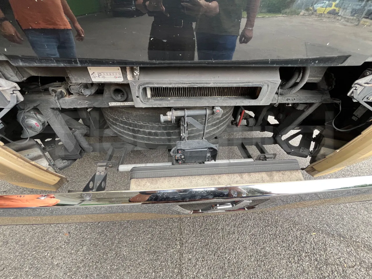 Man Lion's Coach J0AAB -EUR6 -309kW -12.101m - spare wheel