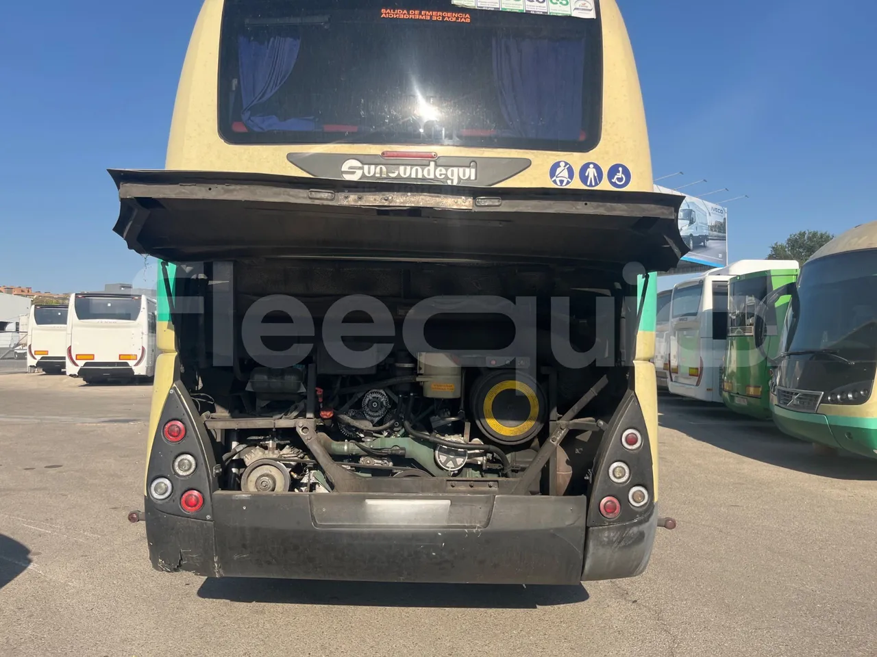 Volvo B12B 6X2 - EUR4 - 338kW -14.995m - fire extinguishing system
