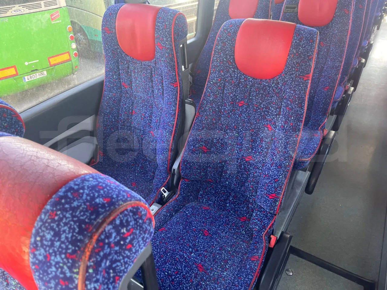 Volvo B12B 6X2 - EUR4 - 338kW -14.995m - hostess seat photo