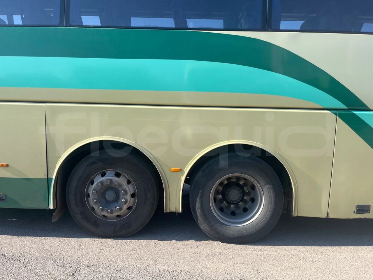 Volvo B12B 6X2 - EUR4 - 338kW -14.995m - turntable external (18m)