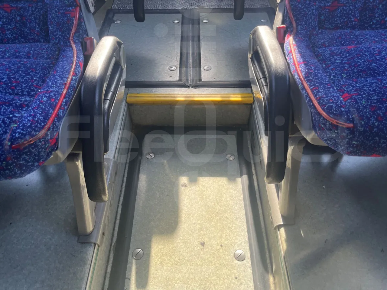 Volvo B12B 6X2 - EUR4 - 338kW -14.995m - turntable internal (18m)