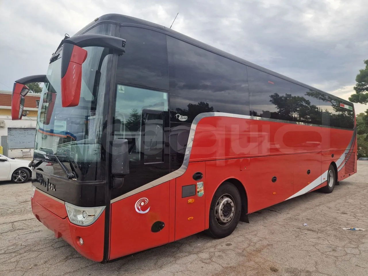 Van Hool Acron TX15 - EUR5 - 300kW - 12.2m - 3/4 front left (mandatory for bus to scrap)