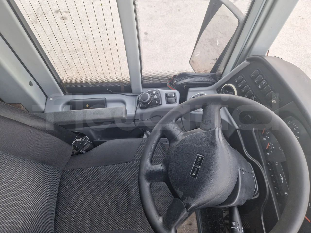 Van Hool Acron TX15 - EUR5 - 300kW - 12.2m - onboard devices 3