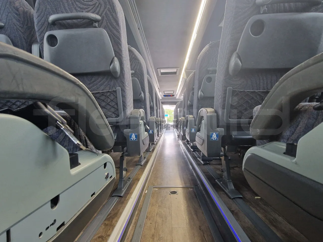 Van Hool Acron TX15 - EUR5 - 300kW - 12.2m - seat brackets photo