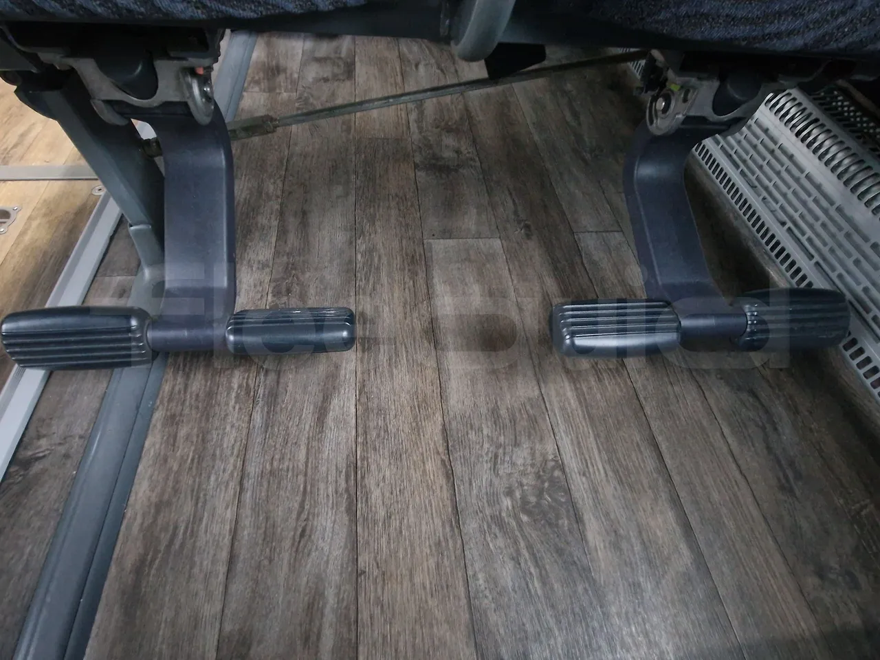 Van Hool Acron TX15 - EUR5 - 300kW - 12.2m - power outlets detail