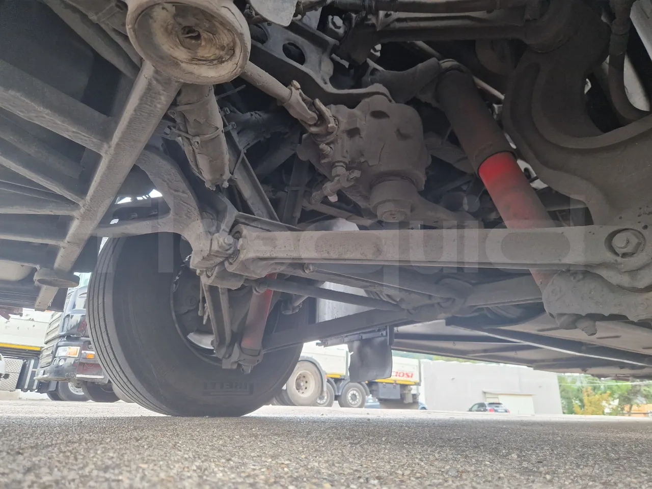 Van Hool Acron TX15 - EUR5 - 300kW - 12.2m - front axle left side