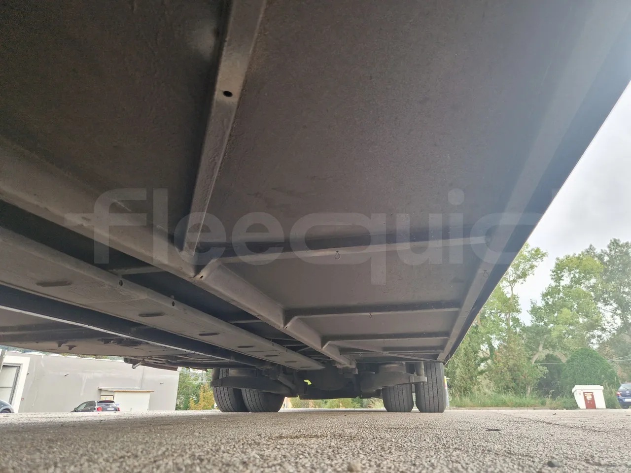 Van Hool Acron TX15 - EUR5 - 300kW - 12.2m - central undercarriage photo