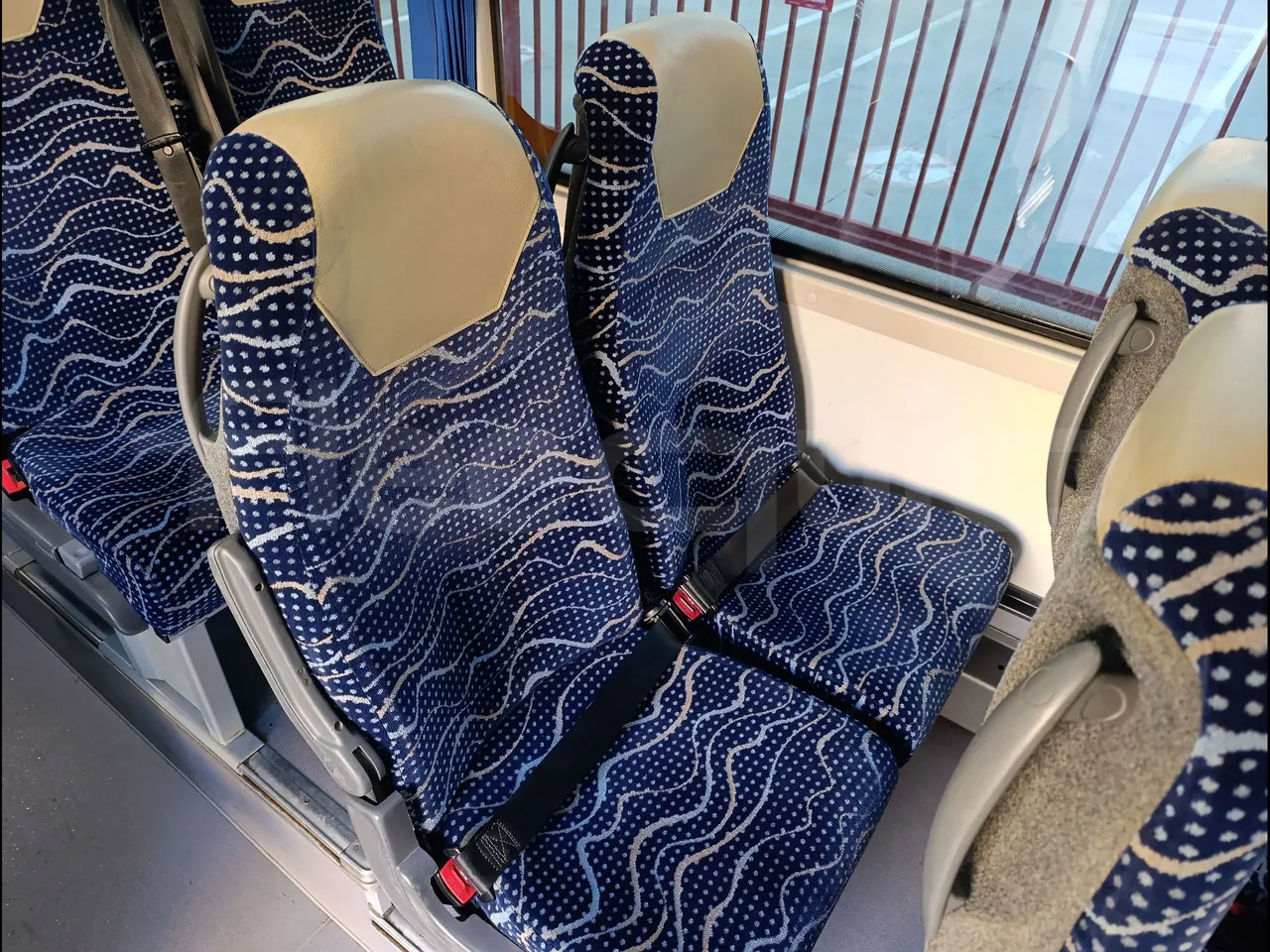 Iveco Crossway CBCW3/00 - Euro6 - 265kW - 10.757mt - central seat safety belt