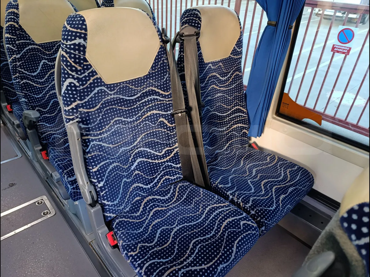 Iveco Crossway CBCW3/00 - Euro6 - 265kW - 10.757mt - single seat detail