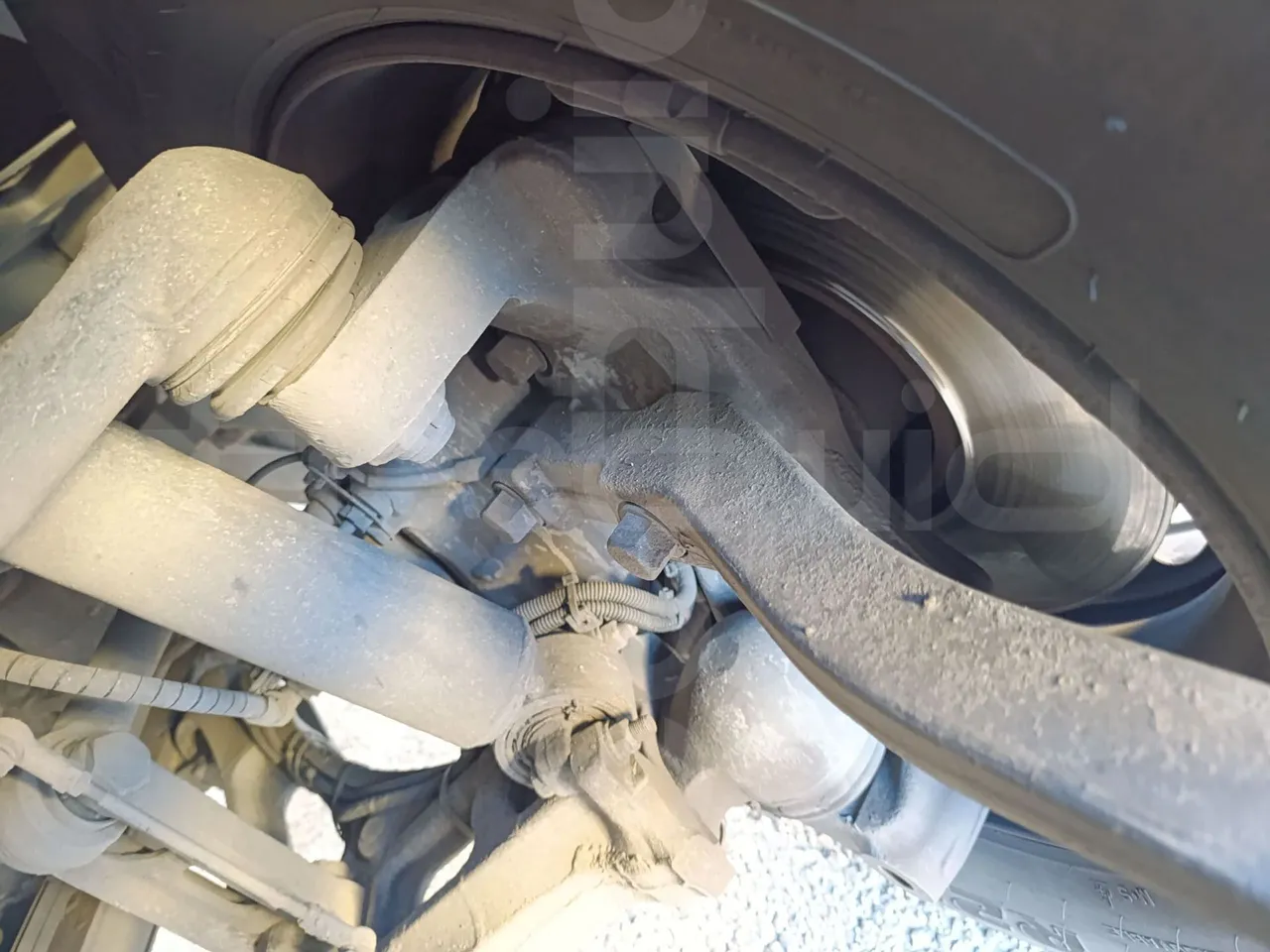 Iveco Crossway CBCW3/00 - Euro6 - 265kW - 10.757mt - front brake calipers right