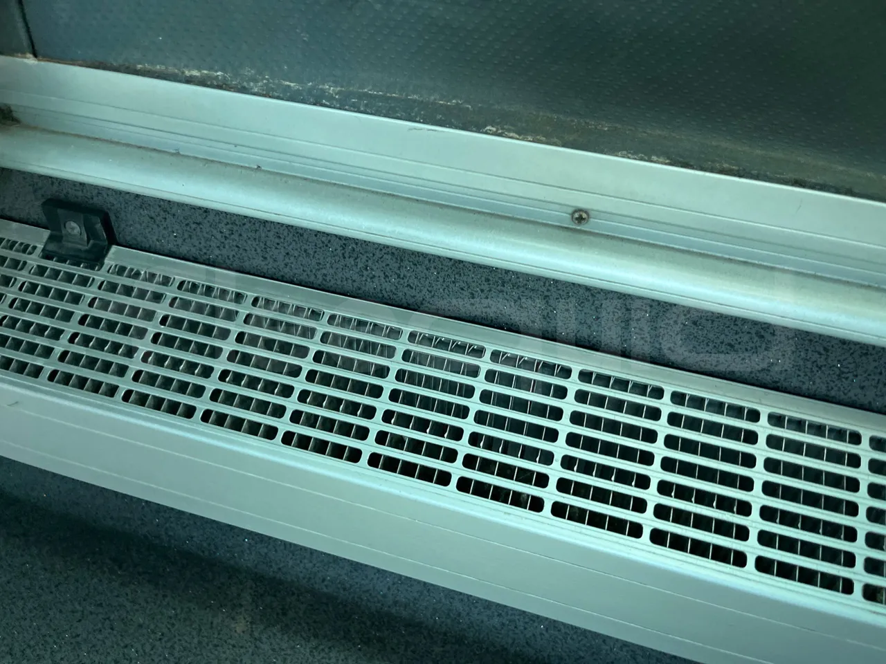 Volvo B9 R - EUR5 - 280kW - 12.850m - disabled area photo