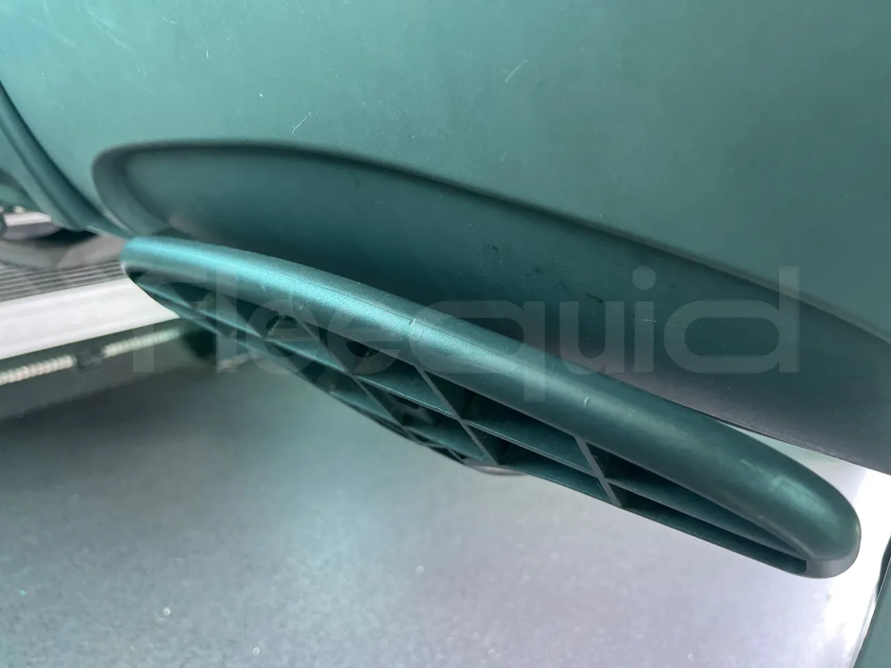 Volvo B9 R - EUR5 - 280kW - 12.850m - footrest detail photo