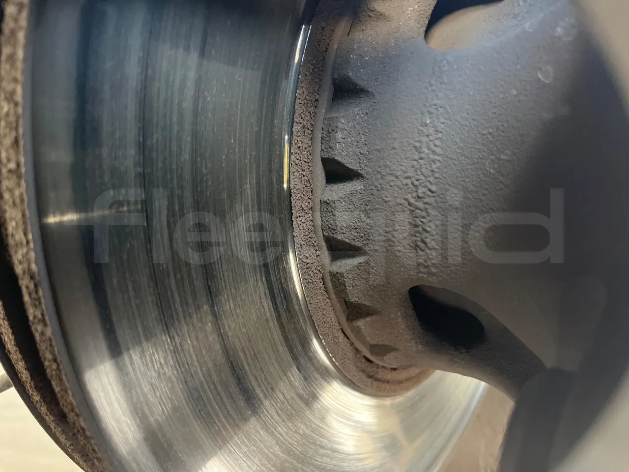 Volvo B9 R - EUR5 - 280kW - 12.850m - front discs right