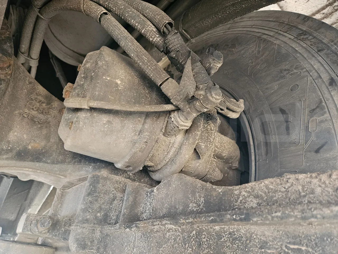 Irizar i6 12.37 - EUR6 - 320kW - 12.200m - axle 2 caliper brakes right