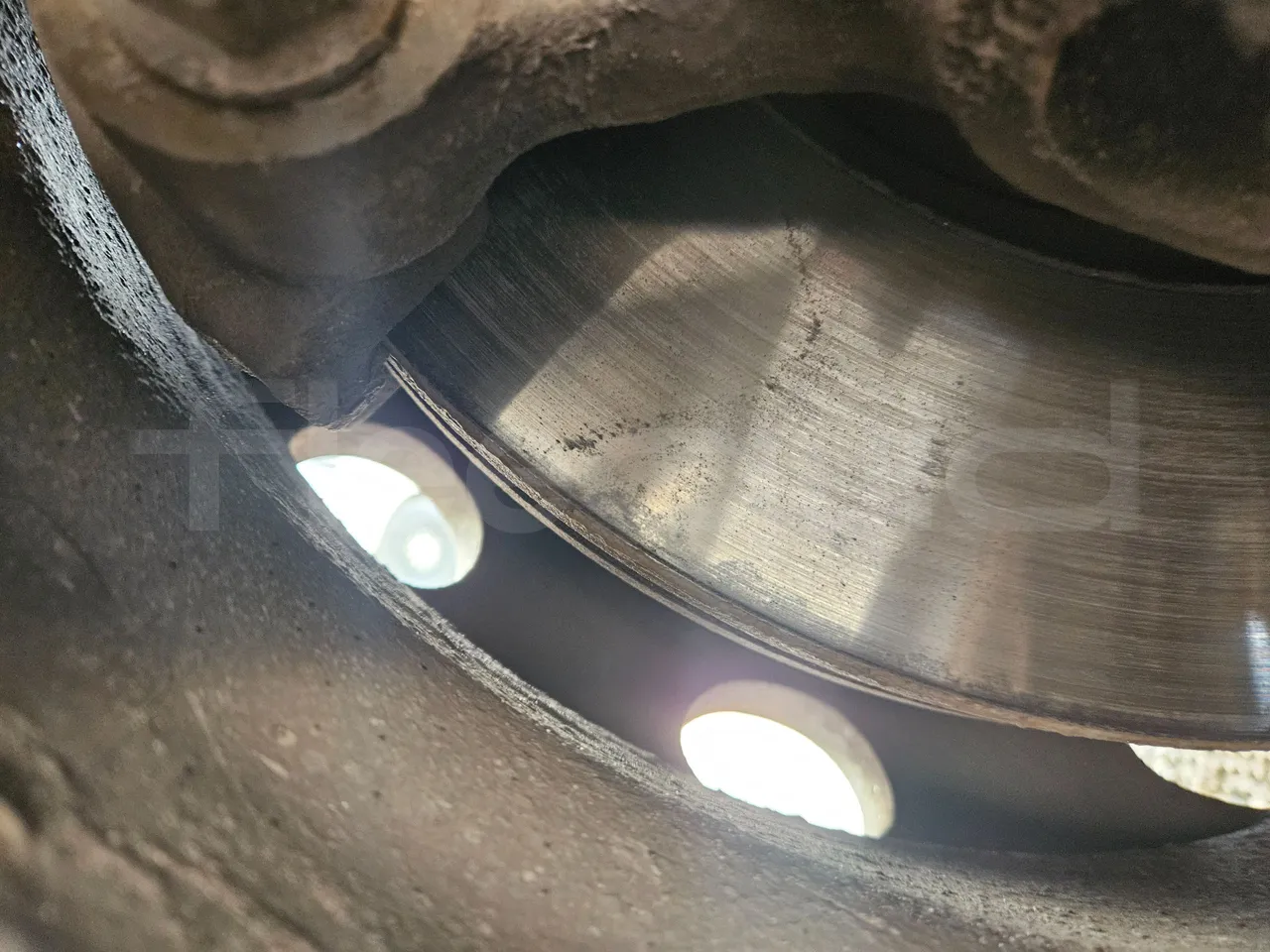 Irizar i6 12.37 - EUR6 - 320kW - 12.200m - front discs right