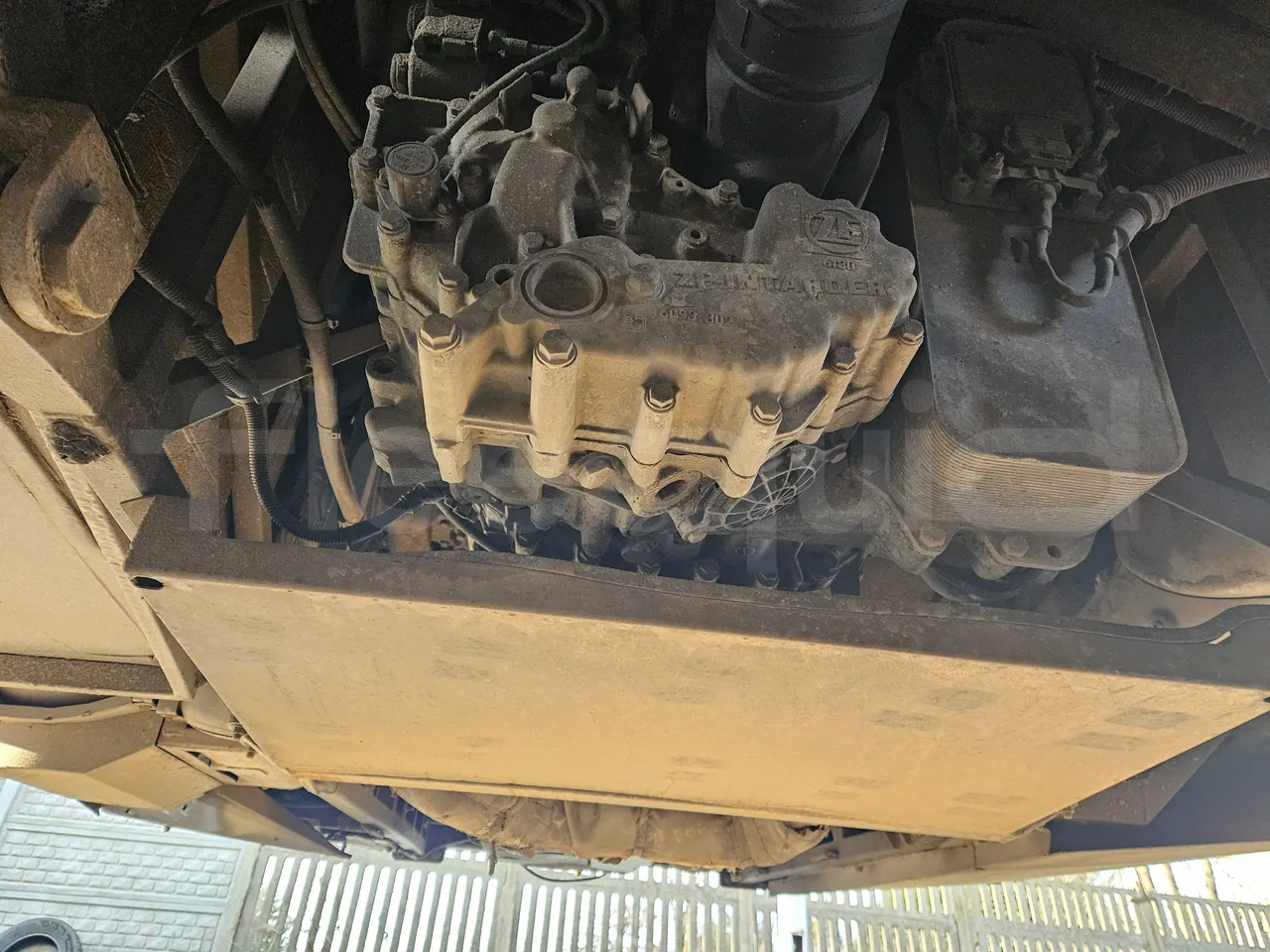 Irizar i6 12.37 - EUR6 - 320kW - 12.200m - gearbox photo