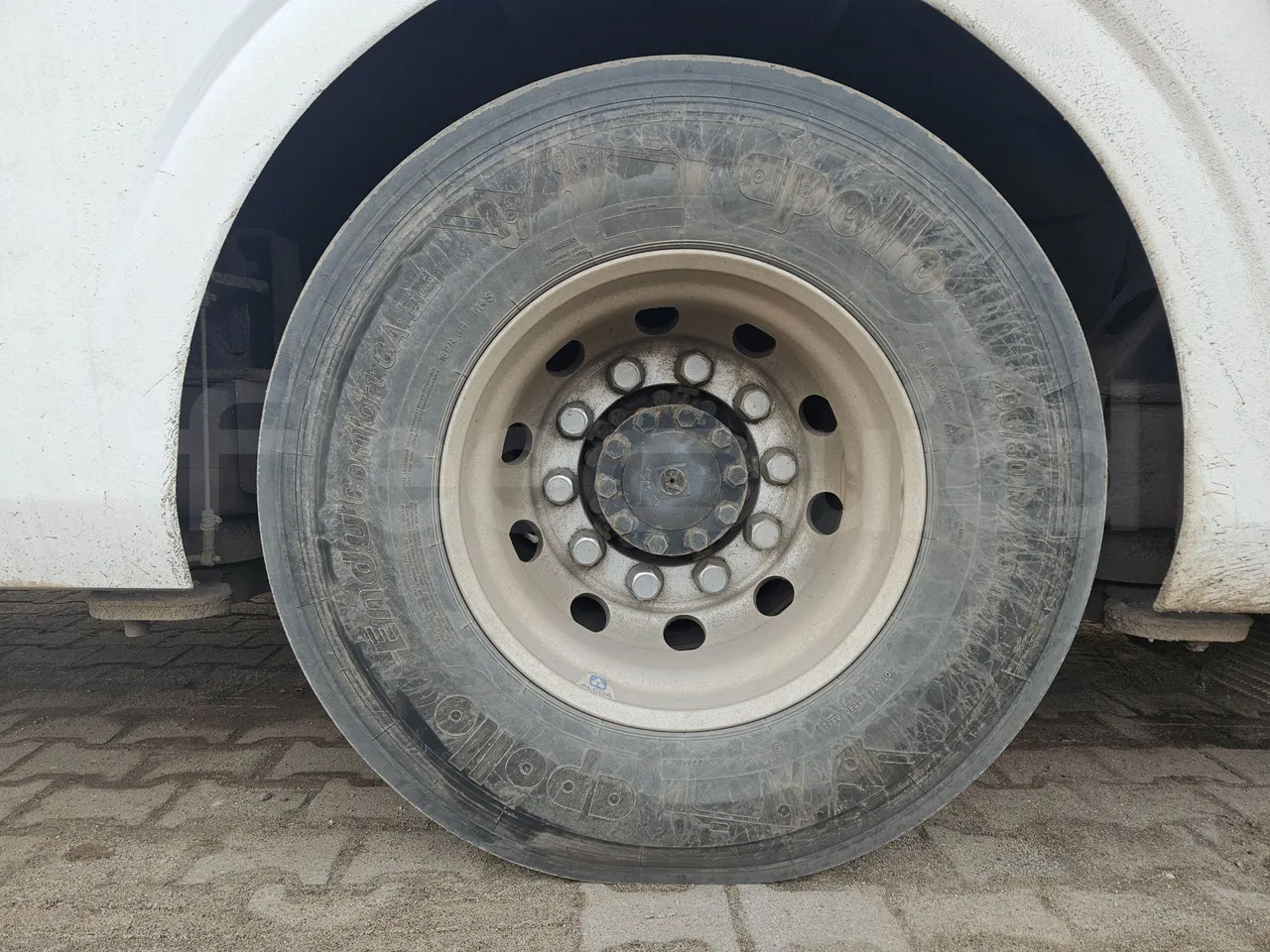 Irizar i6 12.37 - EUR6 - 320kW - 12.200m - rear left tire photo