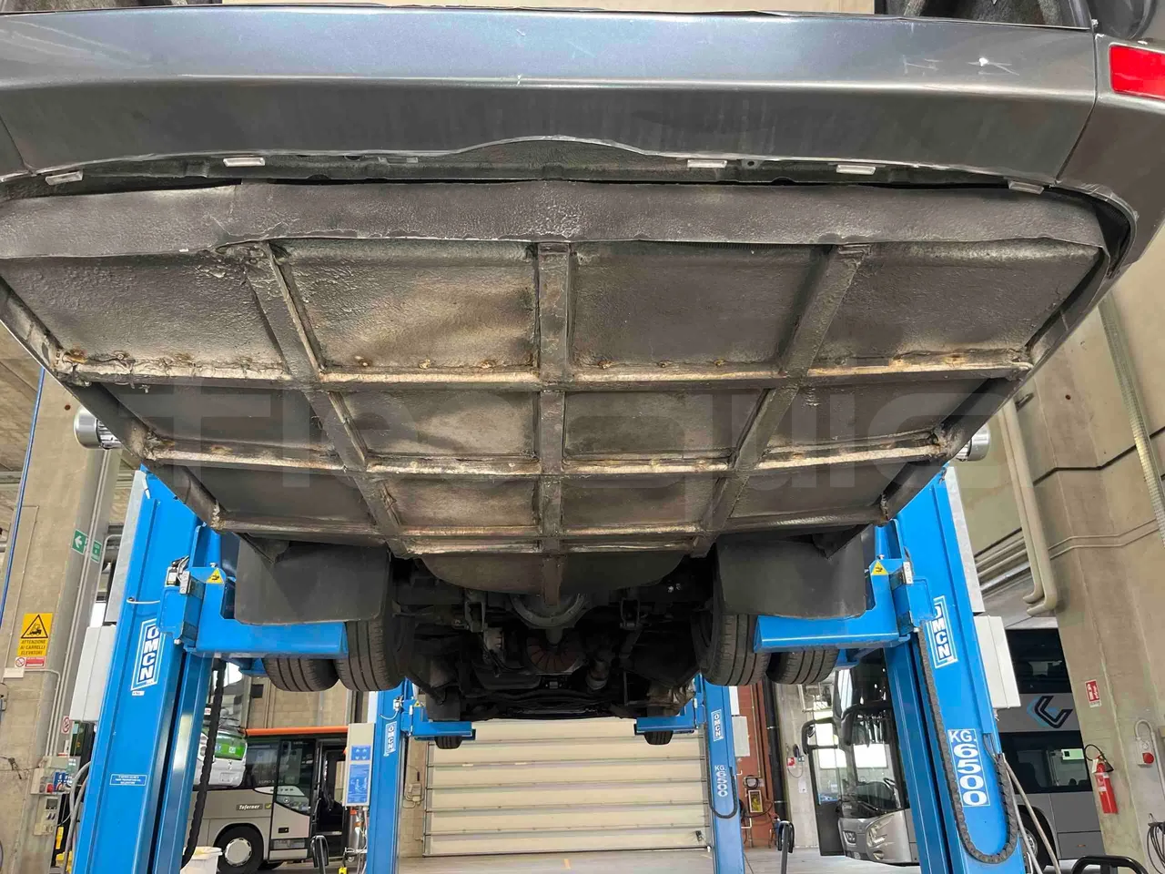 Mercedes-Benz Sprinter 906BB50 - EUR 6 -120kW - 7.361m - bellows turntable (18m)