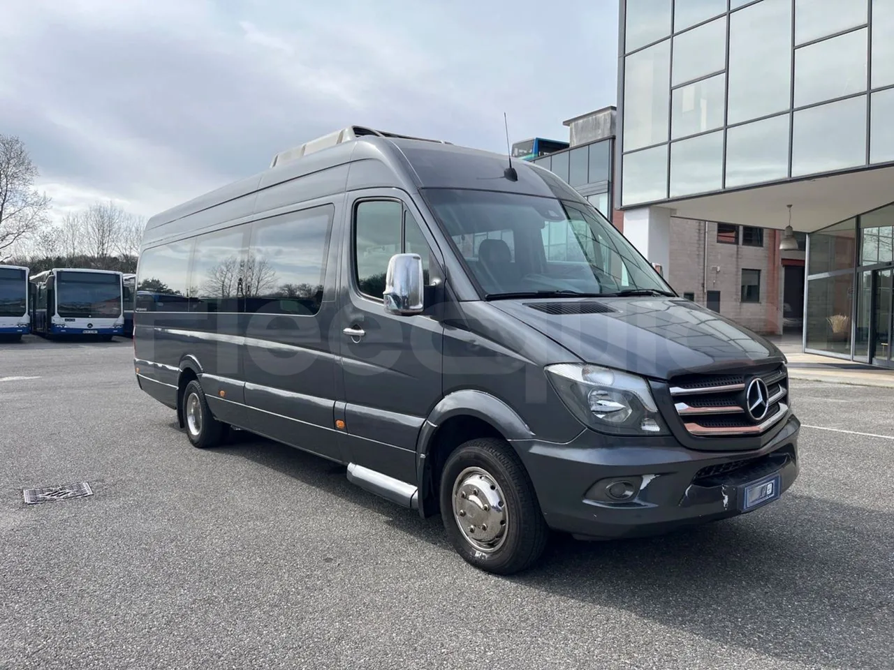 Mercedes-Benz Sprinter 906BB50 - EUR 6 -120kW - 7.361m - Base cover photo