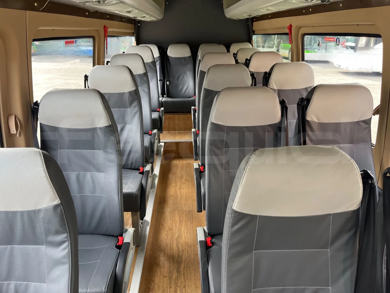 Mercedes-Benz Sprinter 906BB50 - EUR 6 -120kW - 7.361m - disabled area photo