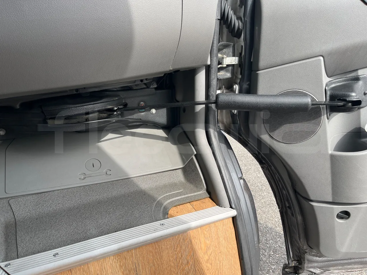 Mercedes-Benz Sprinter 906BB50 - EUR 6 -120kW - 7.361m - door mechanism photo