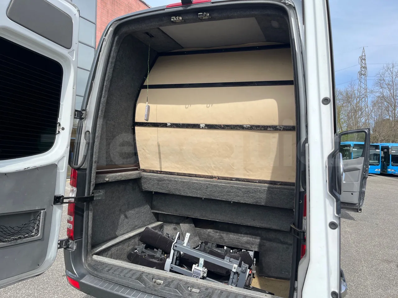 Mercedes-Benz Sprinter 906BB50 - EUR 6 -120kW - 7.361m - internal frame rust check
