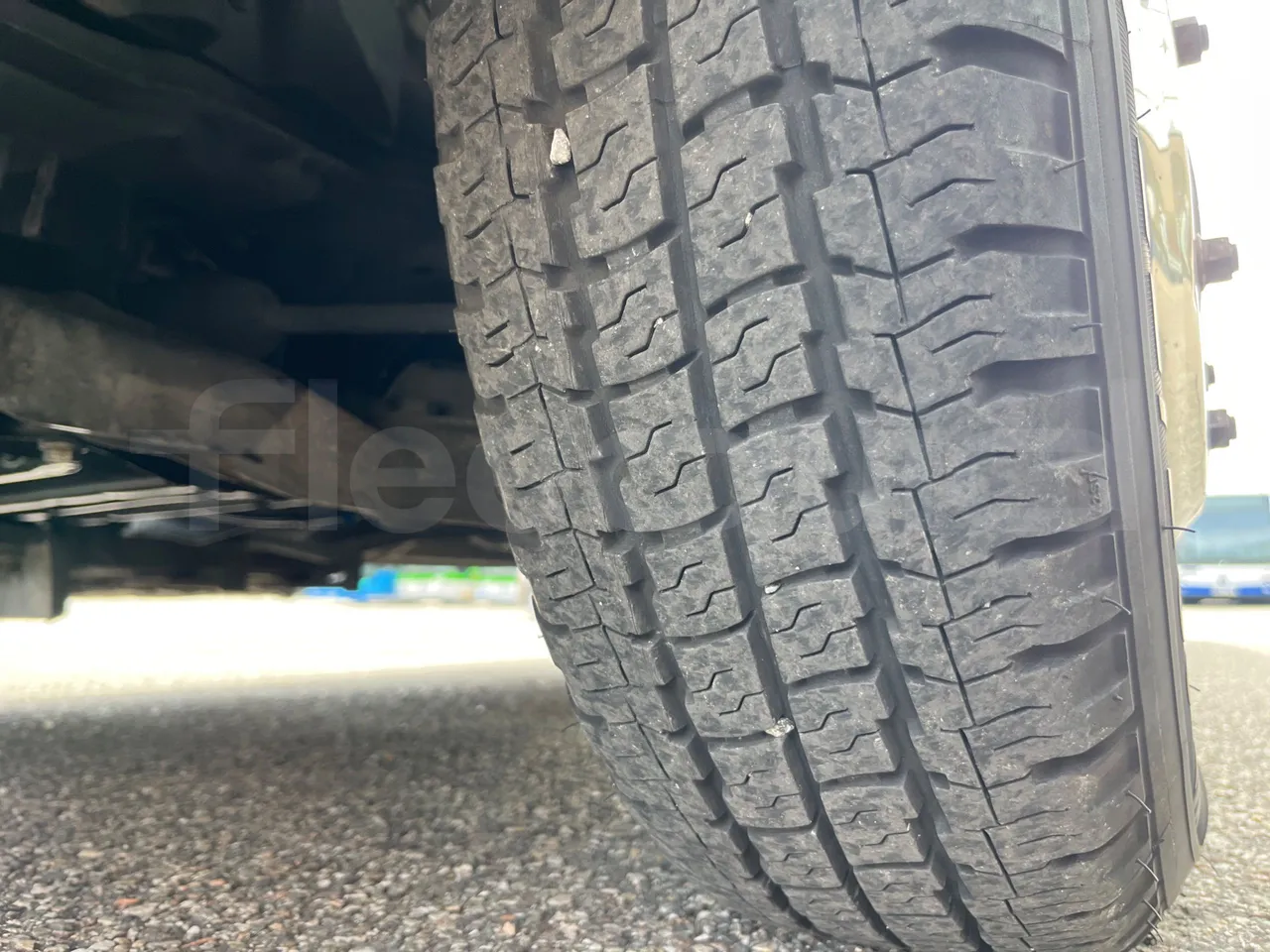 Mercedes-Benz Sprinter 906BB50 - EUR 6 -120kW - 7.361m - tread condition second axle tires right