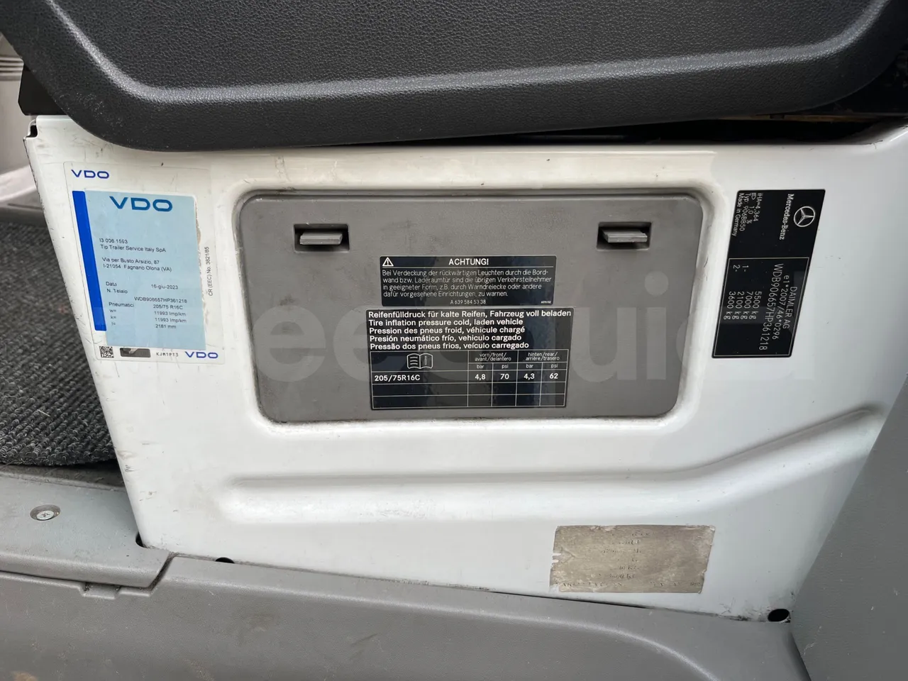 Mercedes-Benz Sprinter 906BB50 - EUR 6 -120kW - 7.361m - vehicle plate photo