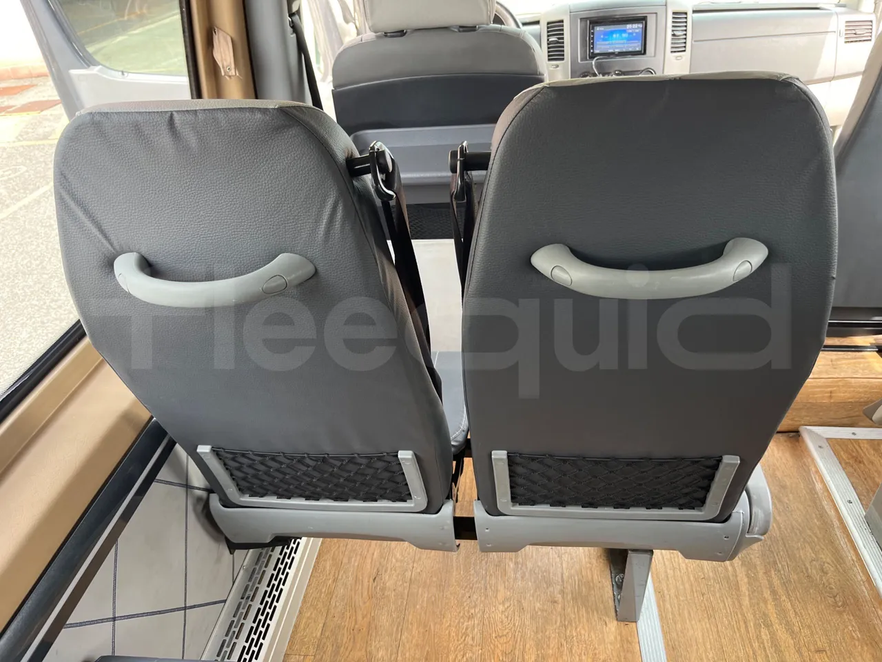 Mercedes-Benz Sprinter 906BB50 - EUR 6 -120kW - 7.361m - table detail photo