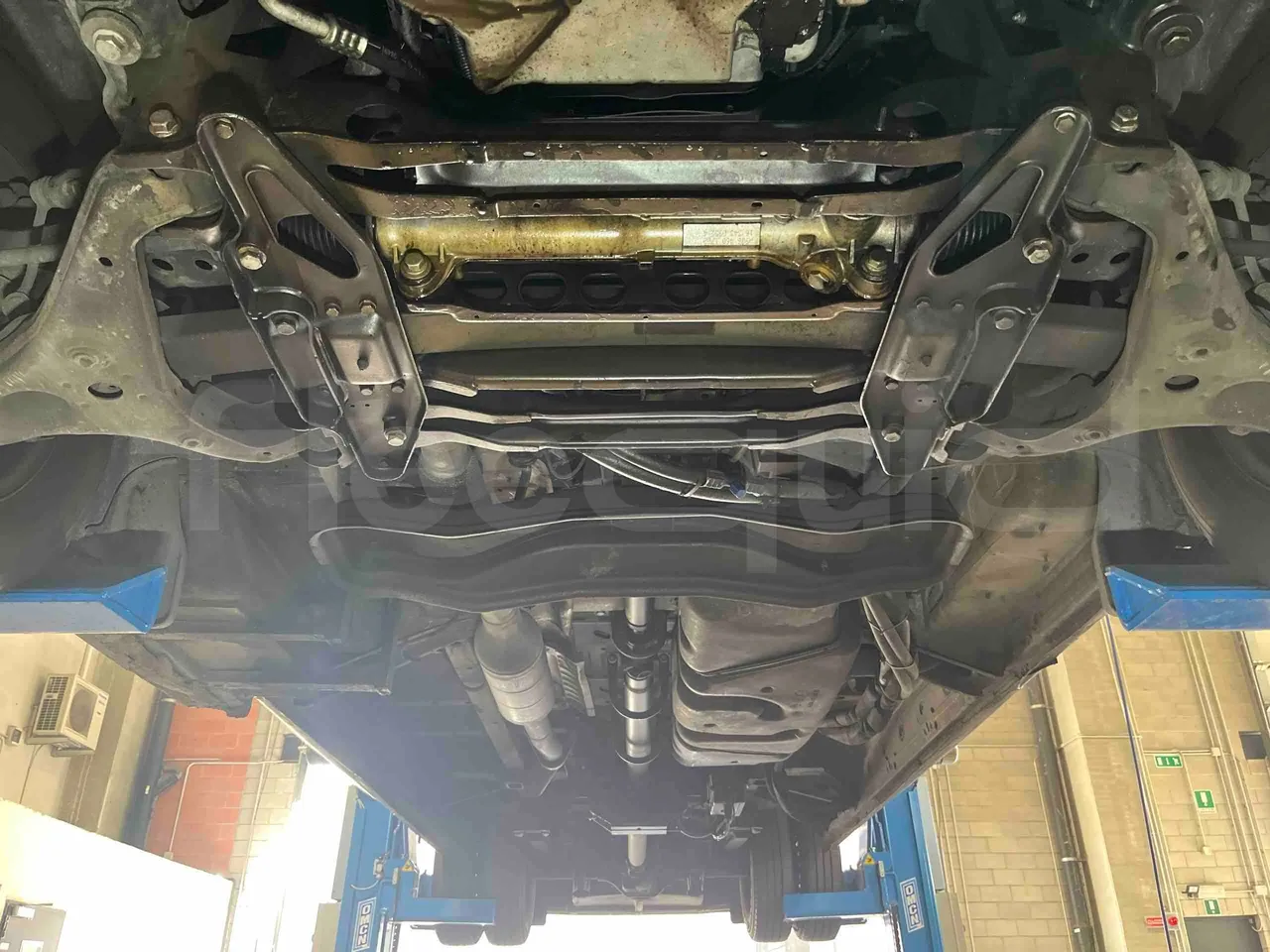 Mercedes-Benz Sprinter 906BB50 - EUR 6 -120kW - 7.361m - front axle central