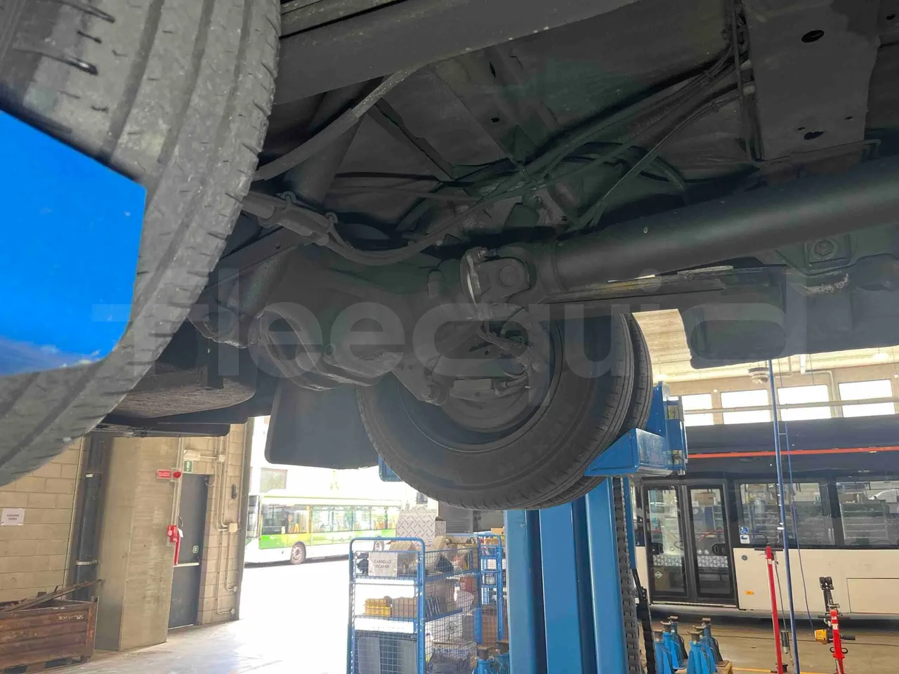 Mercedes-Benz Sprinter 906BB50 - EUR 6 -120kW - 7.361m - axle 3 left side