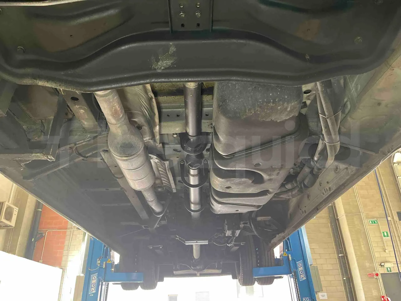 Mercedes-Benz Sprinter 906BB50 - EUR 6 -120kW - 7.361m - central undercarriage photo