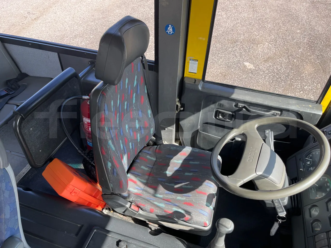 Iveco Cacciamali C5032 -EUR3 -154kW -9.3m - driver's seat photo (mandatory for bus to scrap)