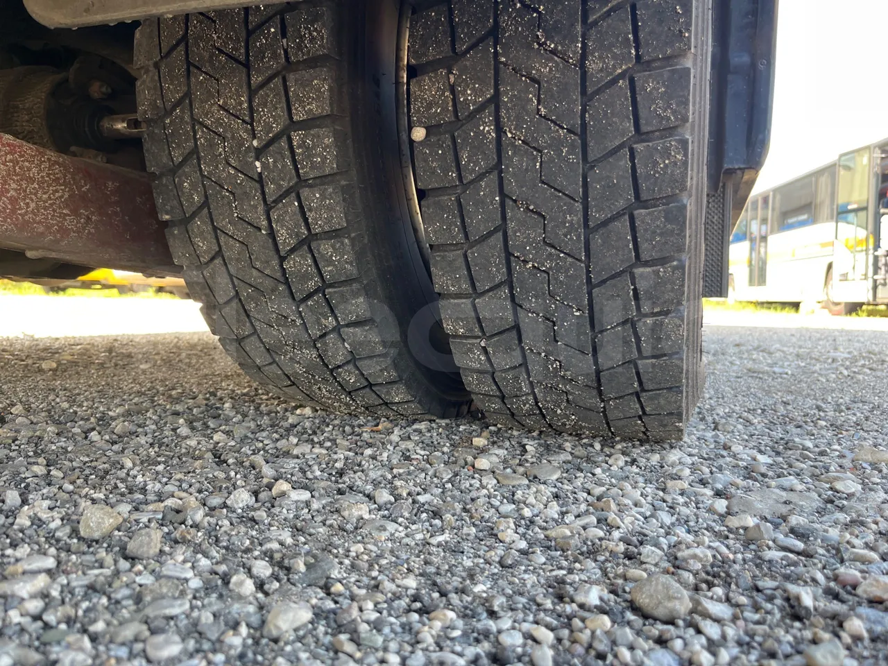 Iveco Cacciamali C5032 -EUR3 -154kW -9.3m - tread condition second axle tires left