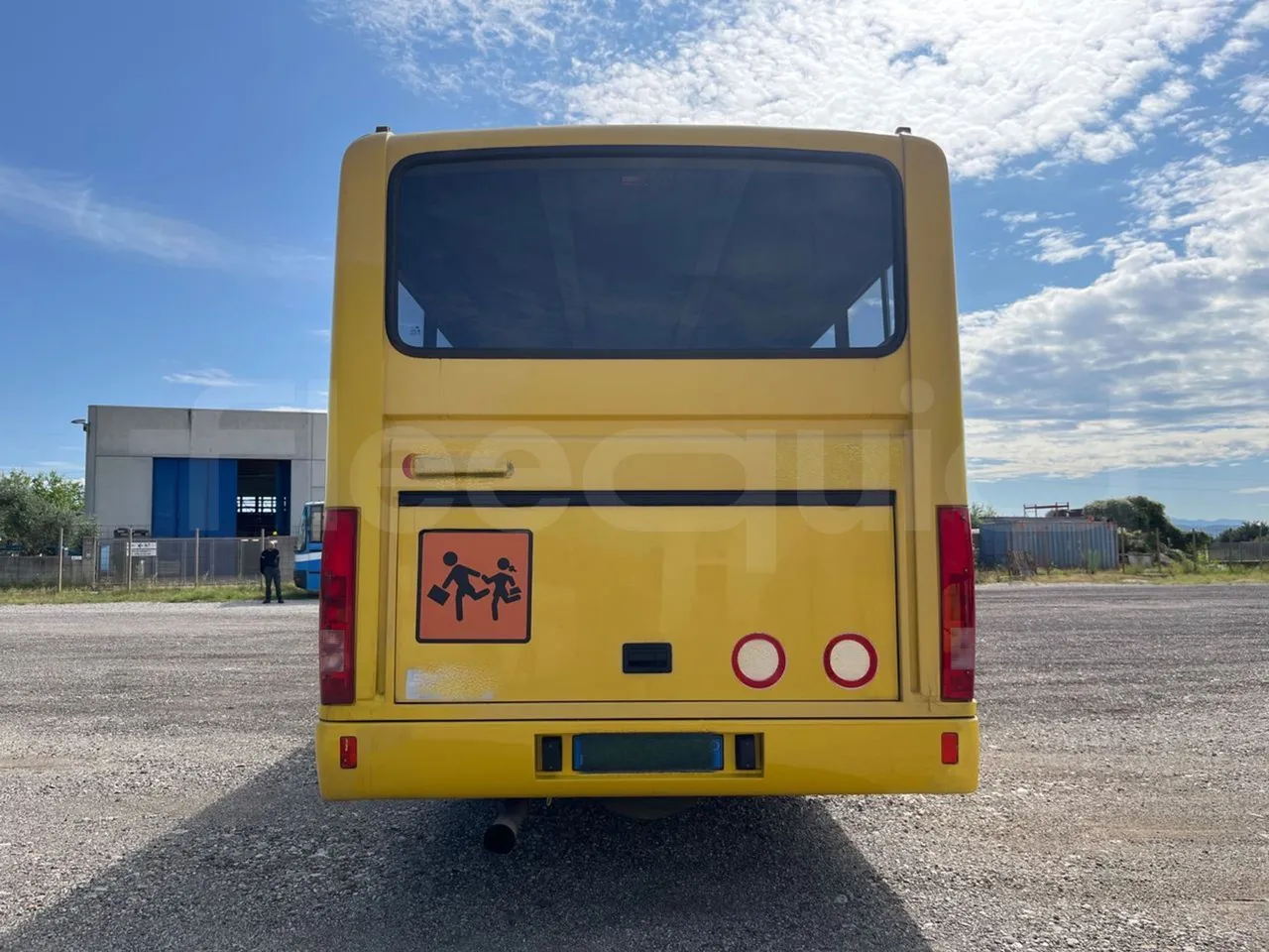 Iveco Cacciamali C5032 -EUR3 -154kW -9.3m - rear hatch closed