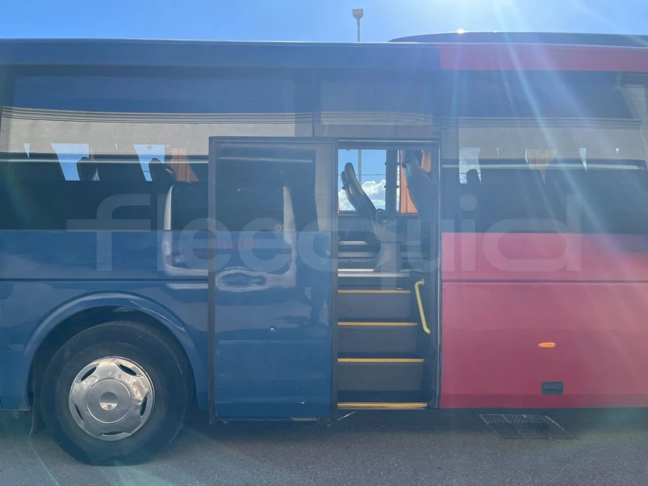 Irizar Scania K320 - EUR5 - 235kW - 12.2m - front door 3 open