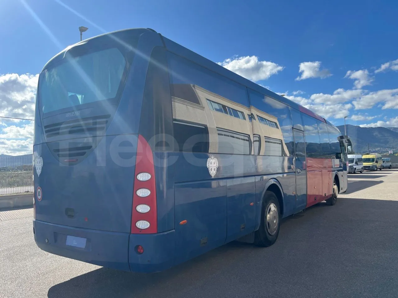 Irizar Scania K320 - EUR5 - 235kW - 12.2m - 3/4 right rear doors closed