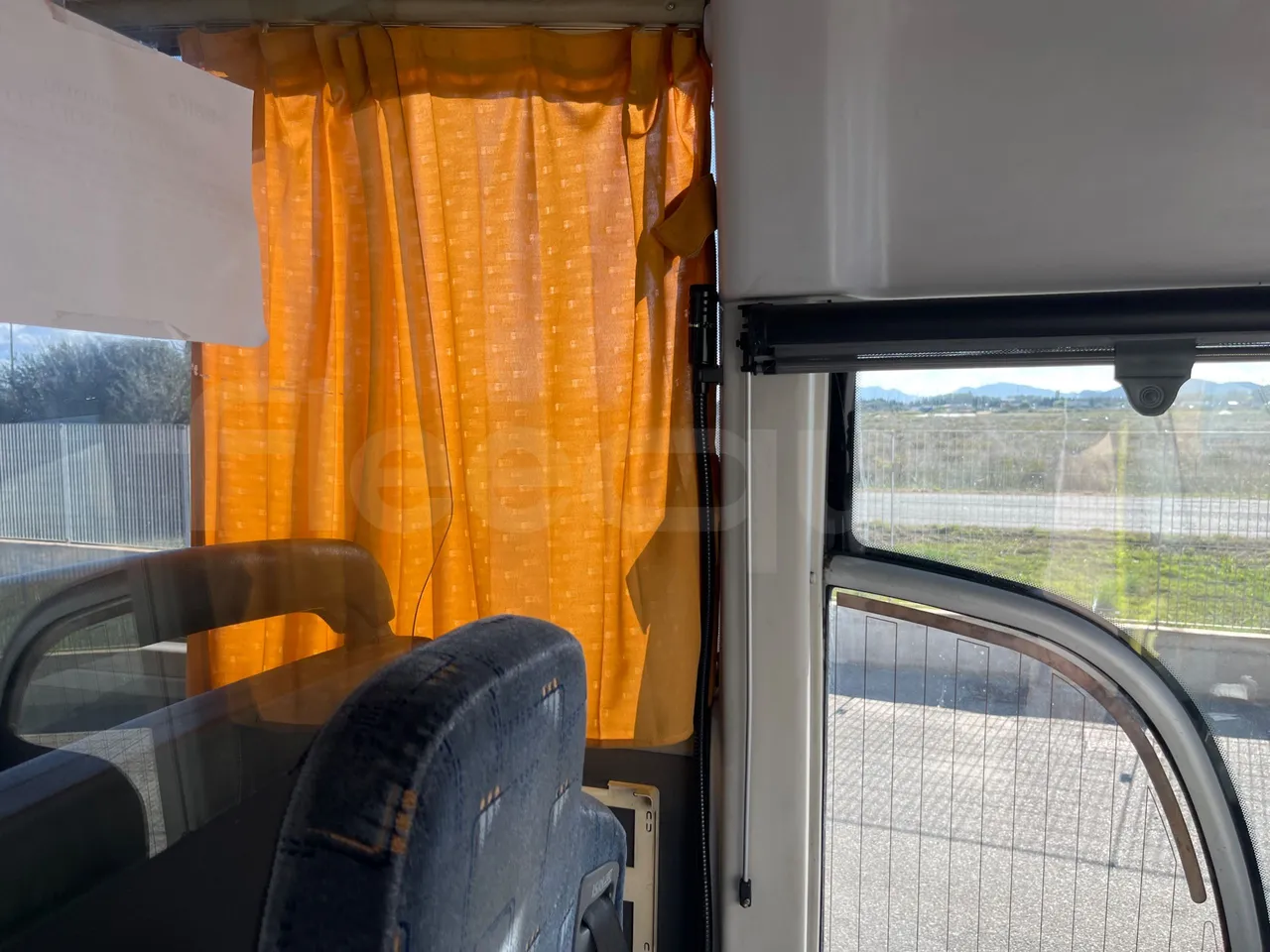 Irizar Scania K320 - EUR5 - 235kW - 12.2m - driver microphone accessories photo