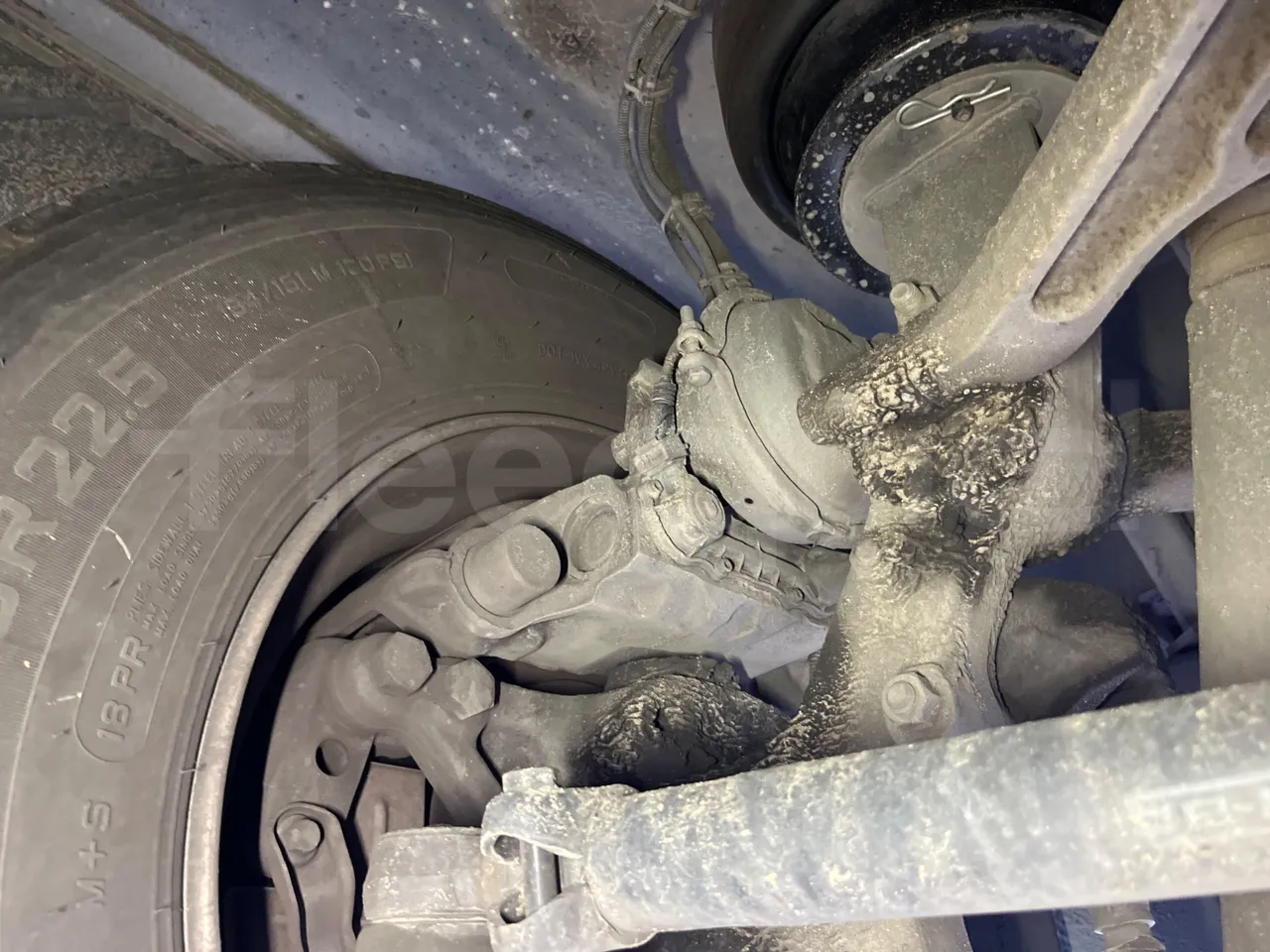 Irizar Scania K320 - EUR5 - 235kW - 12.2m - front brake calipers left