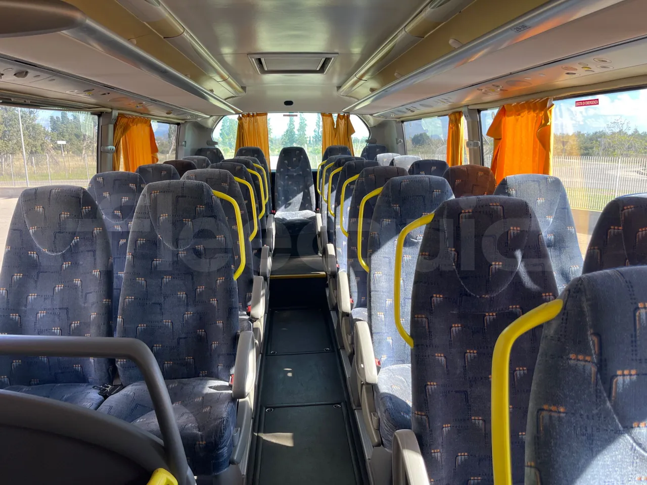 Irizar Scania K320 - EUR5 - 235kW - 12.2m - reverse view middle aisle