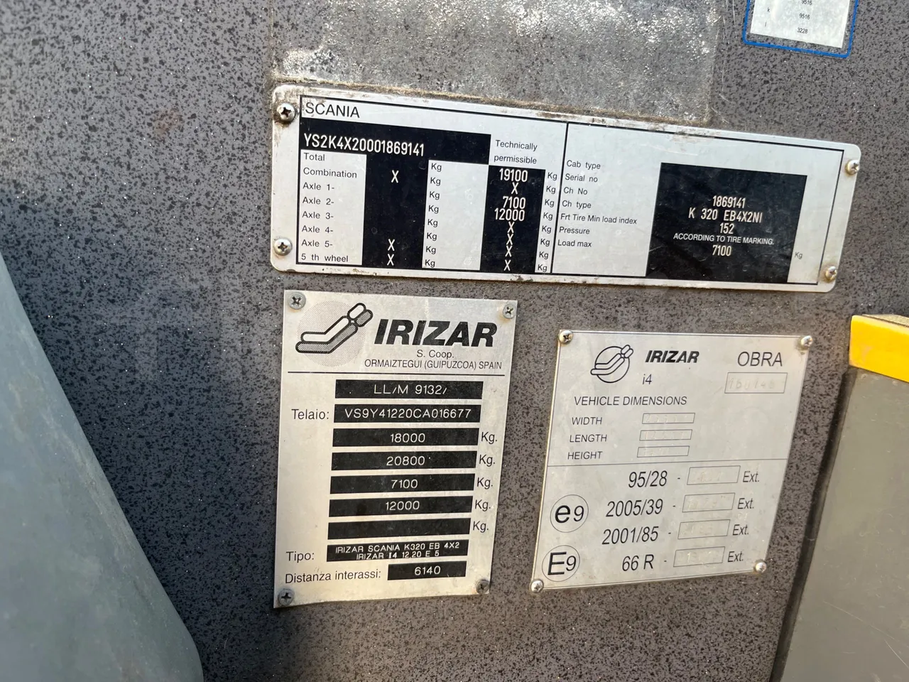 Irizar Scania K320 - EUR5 - 235kW - 12.2m - vehicle plate photo