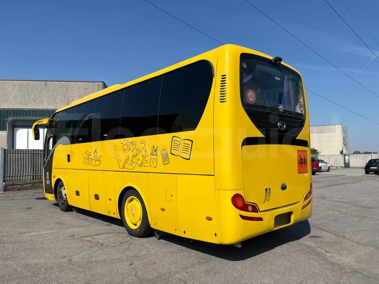King Long XMQ6800 2AL1AA2B - Euro5 - 148kW - 7.995mt - 3/4 left rear side