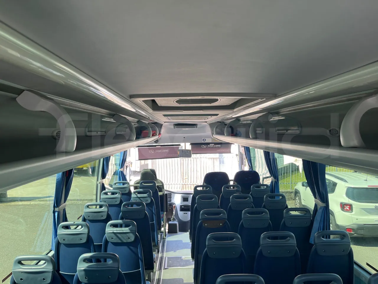 King Long XMQ6800 2AL1AA2B - Euro5 - 148kW - 7.995mt - overhead compartments photo