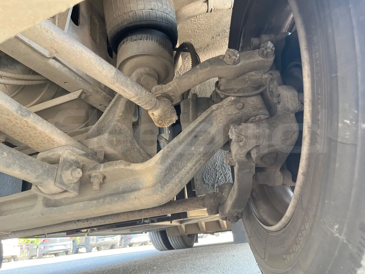 King Long XMQ6800 2AL1AA2B - Euro5 - 148kW - 7.995mt - front axle left side