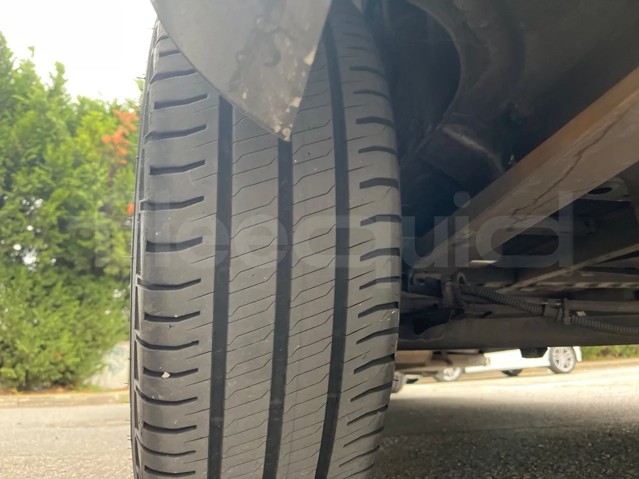 Renault Master N70M/XI NDLML6 - Euro4 - 84kW - 5.899mt - tread condition second axle tires right