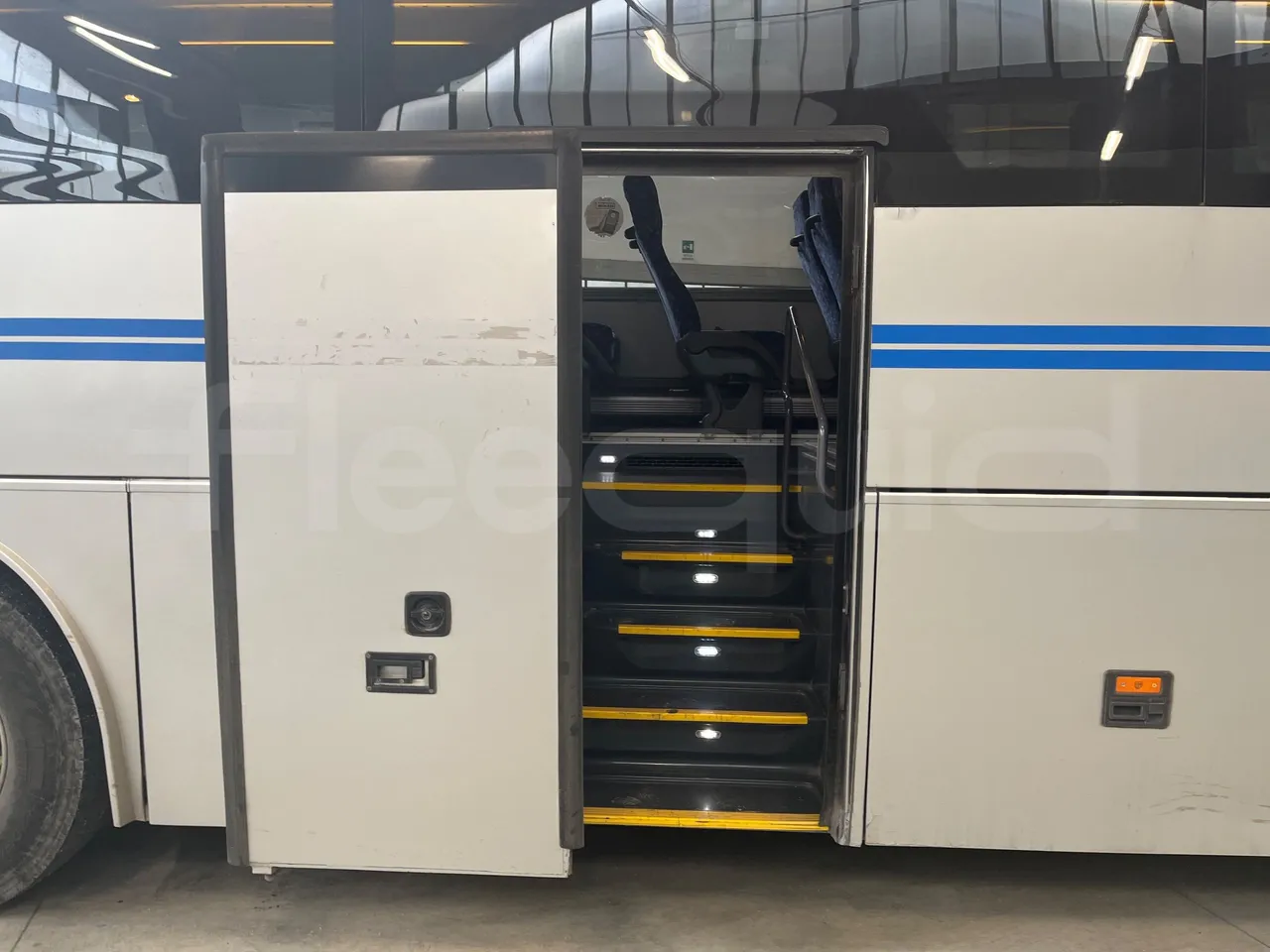 Temsa Safari RD RAT153 - EUR5 - 266kW - 12.200m - front door 2 open