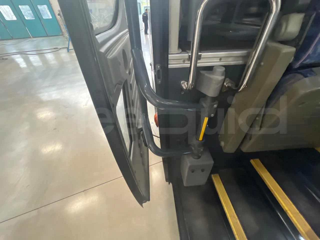 Temsa Safari RD RAT153 - EUR5 - 266kW - 12.200m - door mechanism photo