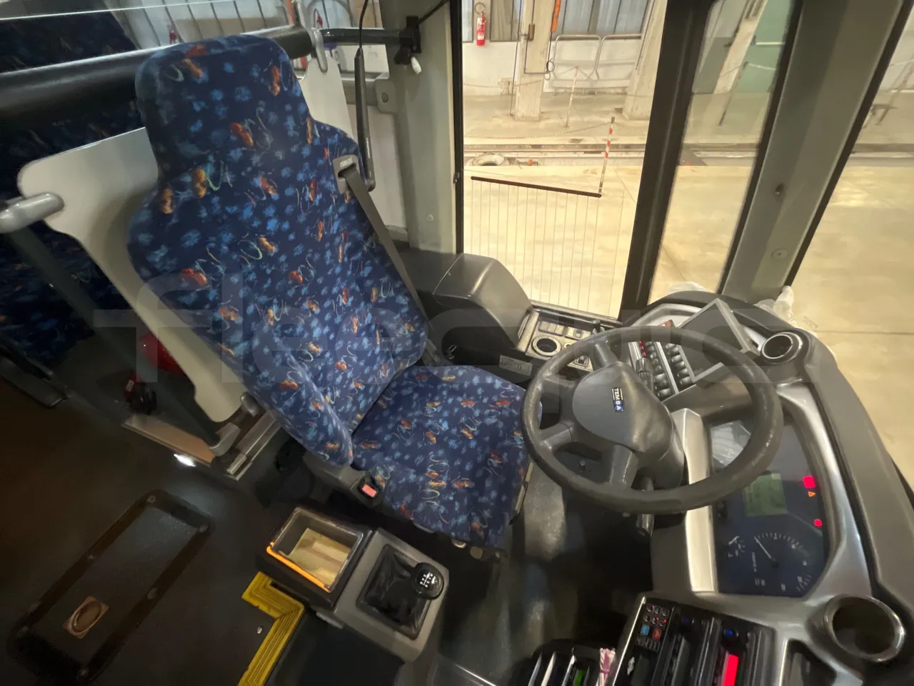 Temsa Safari RD RAT153 - EUR5 - 266kW - 12.200m - driver's seat photo